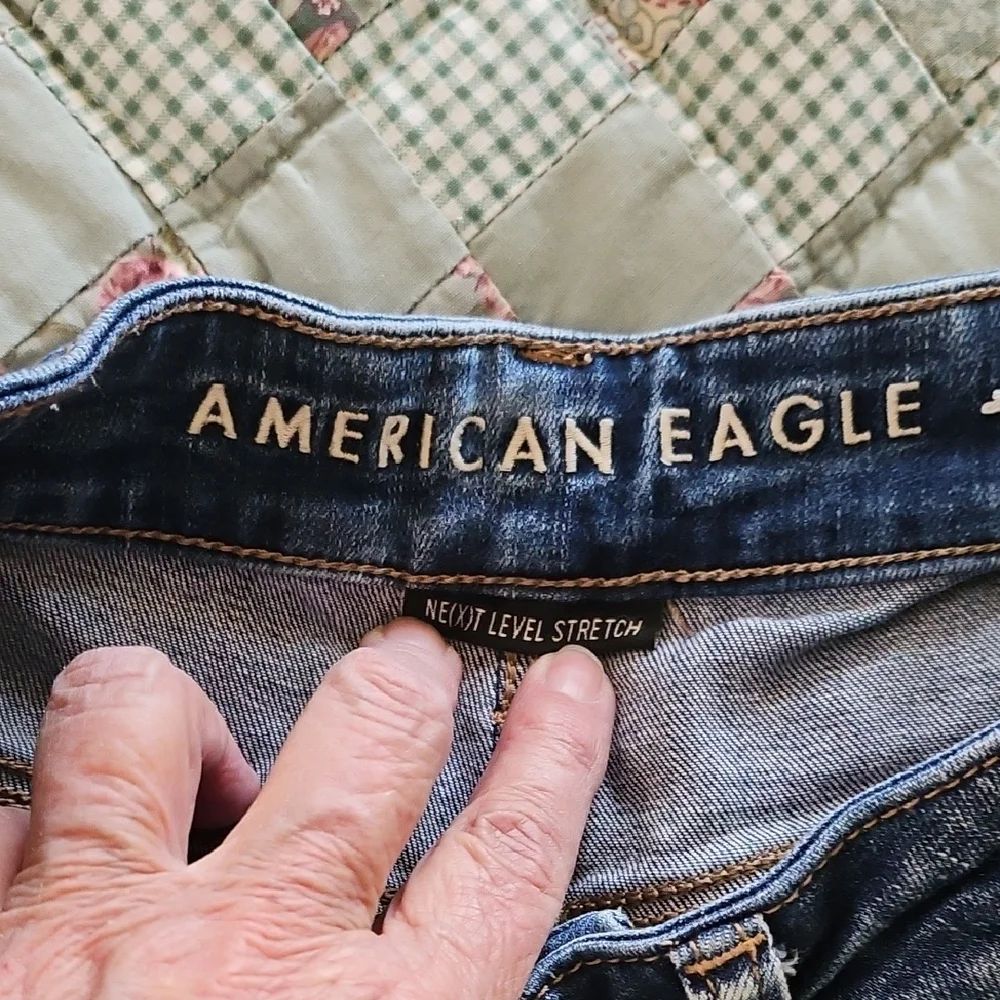 American Eagle 'High Rise Shorty' -Ripped/Dstressed Shorts- Size 2